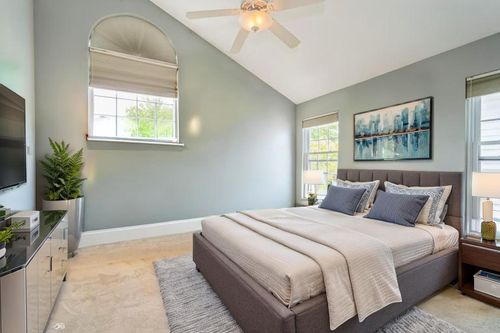 128 Pembroke Cir, Lake Bluff, IL, 60044-1160 | Card Image