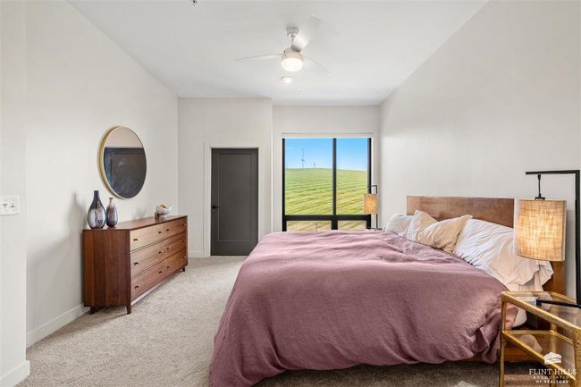 APT-201 - 3010 Fieldhouse Cir, Condo with 2 bedrooms, 2 bathrooms and null parking in Manhattan KS | Image 9