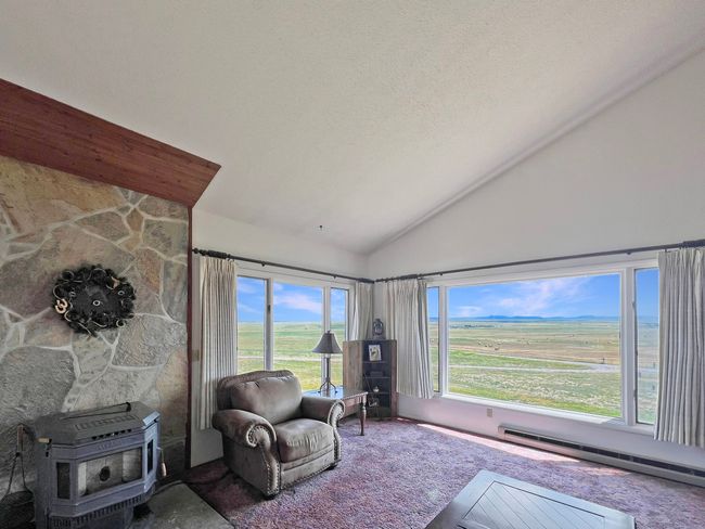 Living Room | Image 4