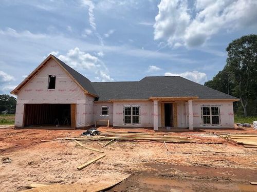 33 M D Thompson Rd, Moselle, MS, 39459-9705 | Card Image