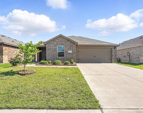 1733 Willow Creek Rd, Lancaster, TX, 75146-1332 | Card Image