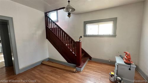 11794 Sanford St, Detroit, MI, 48205-3726 | Card Image