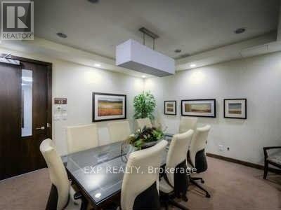Residential in Toronto (Etobicoke West Mall) 2