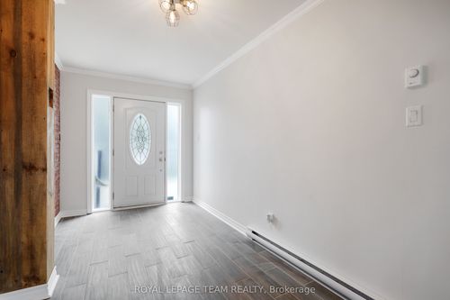 1461 Goshen Rd, Renfrew, ON, K7V3Z4 | Card Image