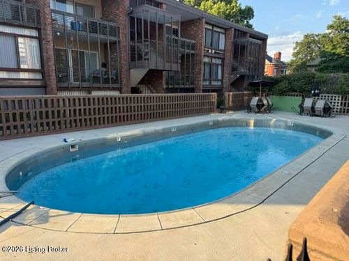 apt-f1-1040 Cherokee Rd, Louisville, KY, 40204-1279 | Card Image