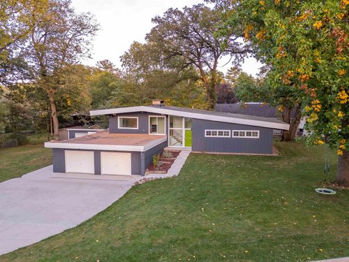 2620 Ashland Avenue, Cedar Falls, IA, 50613 | Card Image