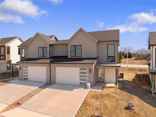 9553 Jupiter Street, Lenexa, KS, 66219 | Card Image