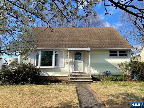 86 Trudy Dr, Lodi, NJ, 07644-2045 | Card Image