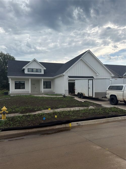 1365 Nw Brooks Dr, Waukee, IA, 50263-7409 | Card Image