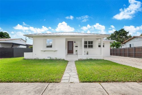 6356 Sw 14th St, West Miami, FL, 33144-5626 | Card Image