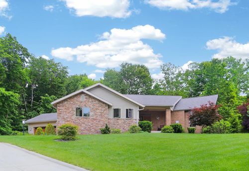 660 King Beach Dr, Howard, OH, 43028-9484 | Card Image