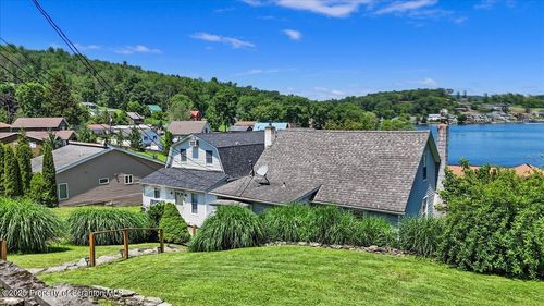 118 Evergreen Ln, Factoryville, PA, 18419-8096 | Card Image