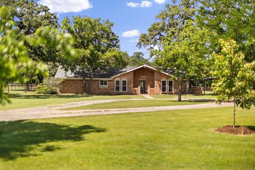 7808 Ileson Rd, Aubrey, TX, 76227-4477 | Card Image