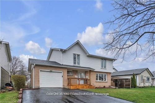 53 Archer Cres, London, ON, N6E2A4 | Card Image