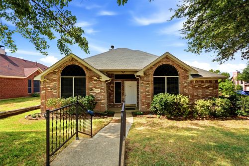 7117 Charleston Dr, Rowlett, TX, 75089-1921 | Card Image