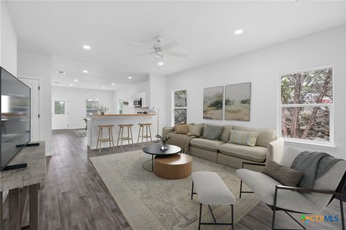 1234 Clearcreek Dr, Canyon Lake, TX, 78133-2522 | Card Image