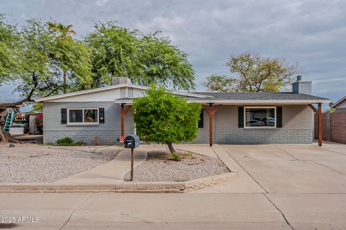 226 W Cholla St, Casa Grande, AZ, 85122-2410 | Card Image