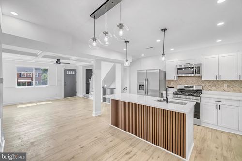 840 Benninghaus Rd, BALTIMORE, MD, 21212-3943 | Card Image