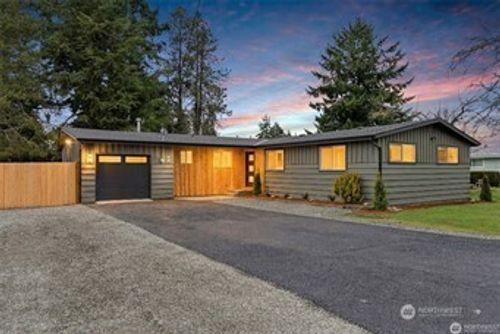 30041 14th Ave S, Federal Way, WA, 98003-4107 | Card Image