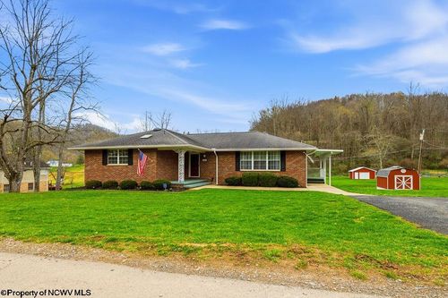 133 Robinwood Drive, Mount Clare, WV, 26408 | Card Image