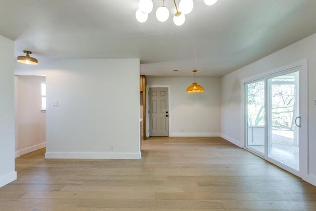 6401 Cooper Ln, House other with 3 bedrooms, 2 bathrooms and 2 parking in Austin TX | Image 10