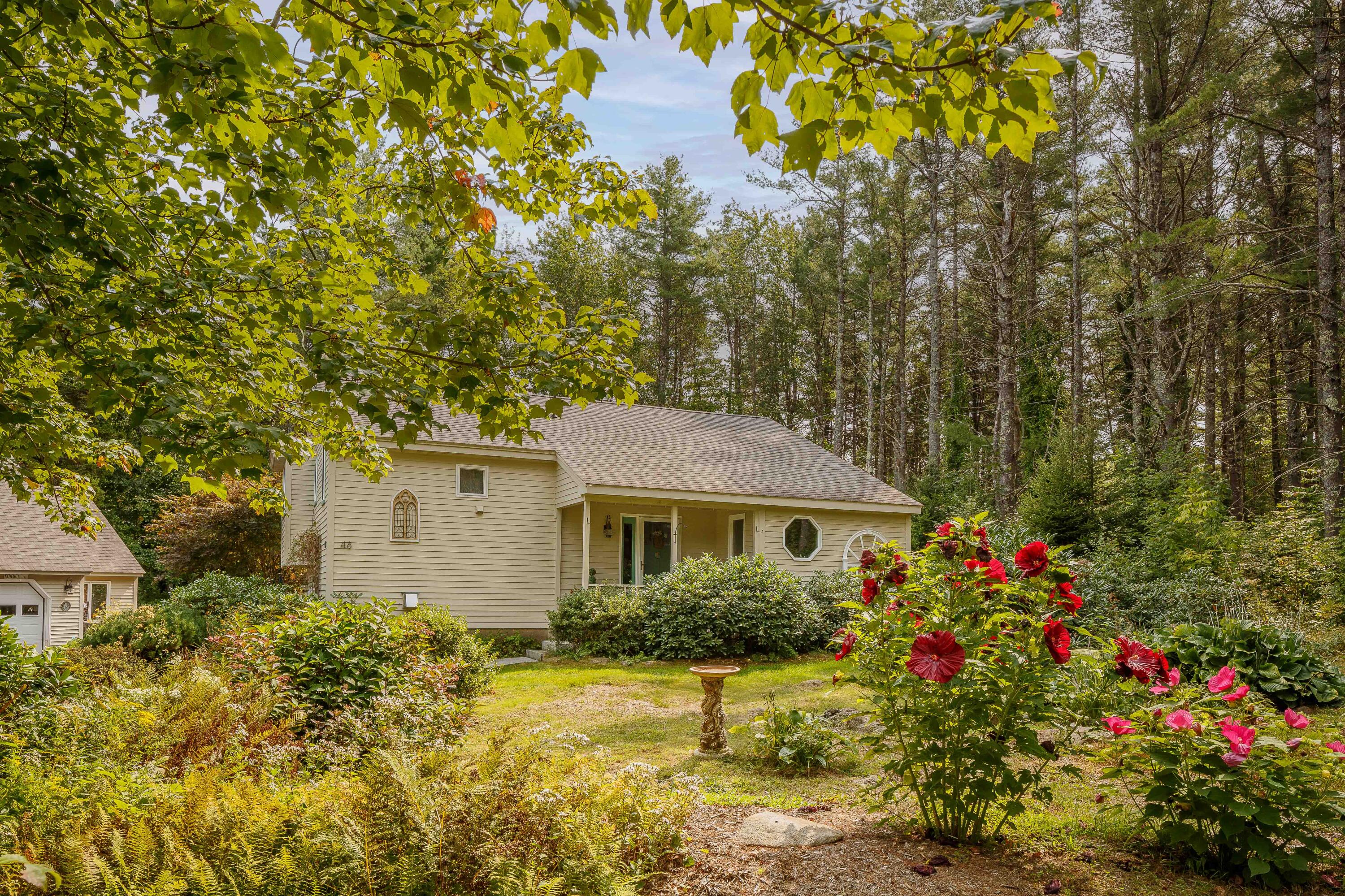 Camrock Dr, Rockport, ME 04856