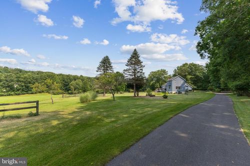 24 Mahala St, PORT MATILDA, PA, 16870-8731 | Card Image