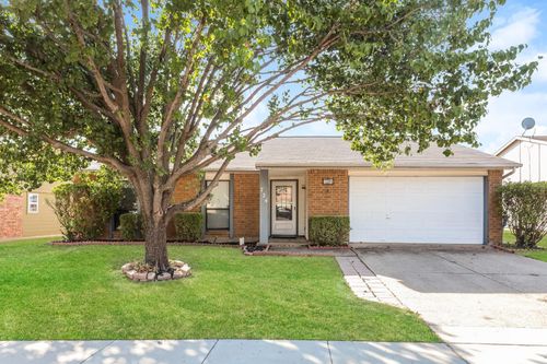 724 Sunny Slope Dr, Allen, TX, 75002-3218 | Card Image