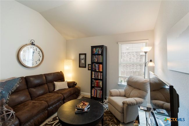 521 Kirkhill St, House other with 4 bedrooms, 2 bathrooms and null parking in Hutto TX | Image 23