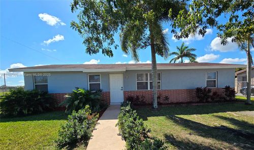 1604 Sw 7th St, Homestead, FL, 33030-6616 | Card Image