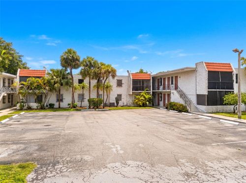 l6-8701 Sw 141st St, Palmetto Bay, FL, 33176-7248 | Card Image
