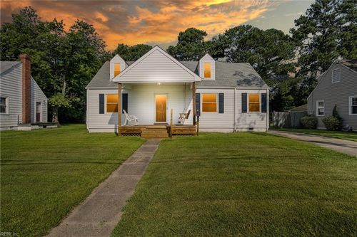 6 Albemarle St, Portsmouth, VA, 23707-1002 | Card Image