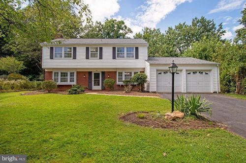 13145 Madonna Ln, FAIRFAX, VA, 22033-3722 | Card Image