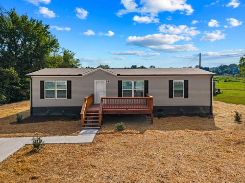 1698 Old Newport Hwy, Newport, TN, 37821-9424 | Card Image