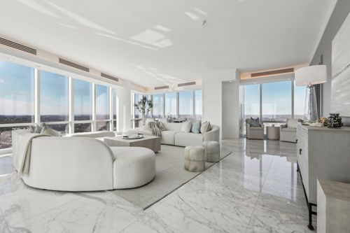 ph41-5 Renaissance Sq, White Plains, NY, 10601-3042 | Card Image