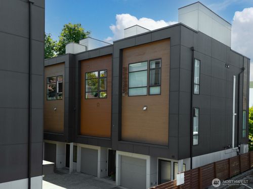 123 20th Ave, Seattle, WA, 98122-5808 | Card Image