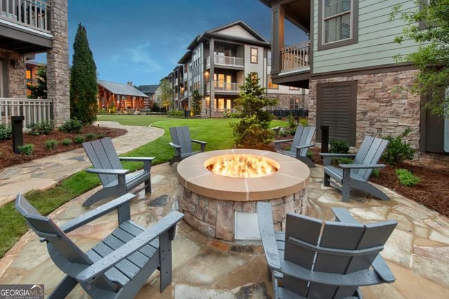 APT-1212 - 1520 Laurel Crossing Pkwy, Condo with 3 bedrooms, 2 bathrooms and 2 parking in Buford GA | Image 24