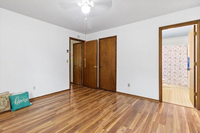 Primary Bedroom | Image 17