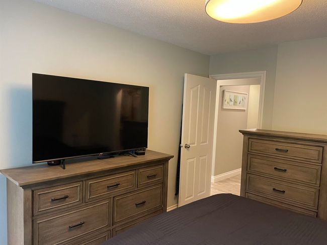 27171 112 Ave, House other with 3 bedrooms, 2 bathrooms and 9 parking in Maple Ridge BC | Image 17