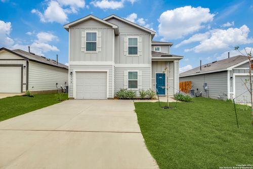 9558 Ranch Loop, San Antonio, TX, 78254-4772 | Card Image