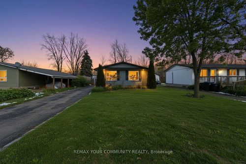 41 Eastern Ave, Tottenham, ON, L0G1W0 | Card Image