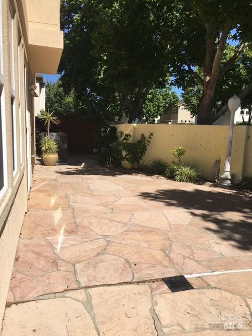 27 Newport Landing Drive, Novato, CA, 94949 | Card Image