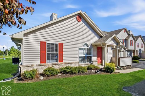 3074 Wildcat Ln, Indianapolis, IN, 46203-6702 | Card Image