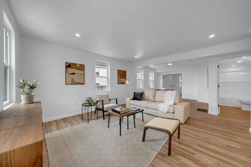 0-21 Oliver St, Lowell, MA, 01854-3205 | Card Image