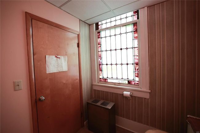 215 S Pine St, House other with 0 bedrooms, 1 bathrooms and null parking in Irving IL | Image 20