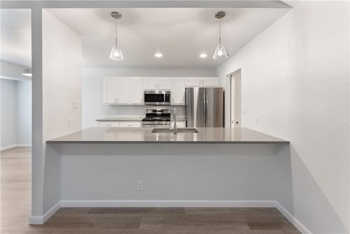 707 E Central Dr, Georgetown, TX, 78628-2936 | Card Image