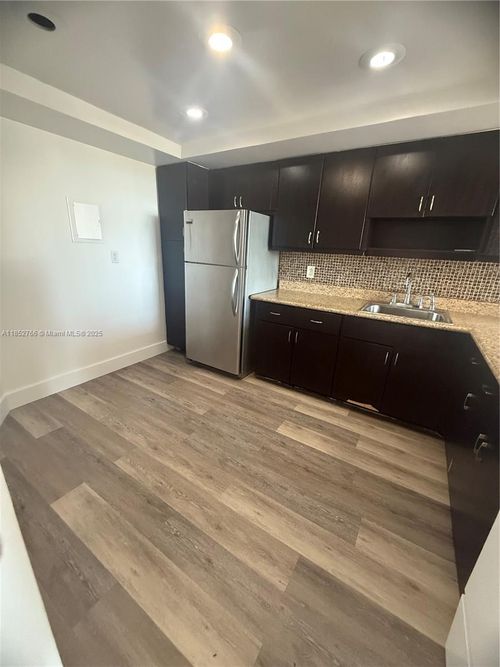 apt-421e-1351 Ne Miami Gardens Dr, Miami, FL, 33179-4797 | Card Image