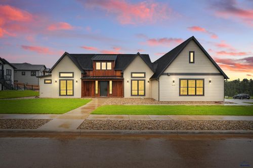 5630 Cloud Peak Dr, Rapid City, SD, 57702 | Card Image