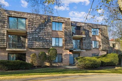 1113 Forest Green Dr, Coraopolis, PA, 15108-2769 | Card Image