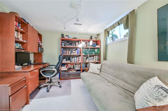 166 Rifle Range Rd, House other with 5 bedrooms, 4 bathrooms and 9 parking in Hamilton ON | Image 17